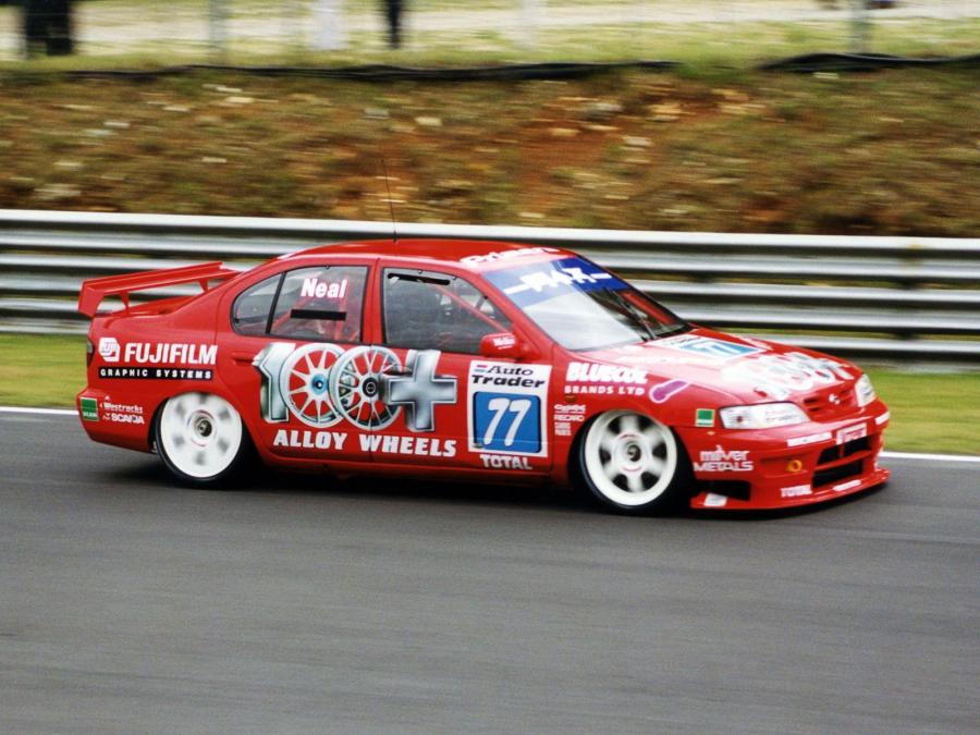 Nissan Primera eGT BTCC 1992 года  (фото 3 из 3)